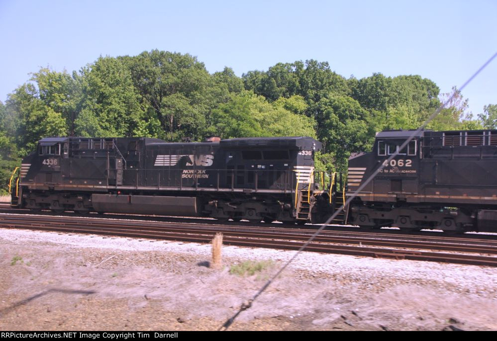NS 4336 waits on a coal train